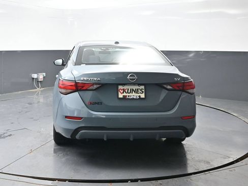 Used 2024 Nissan Sentra SV FWD image 12