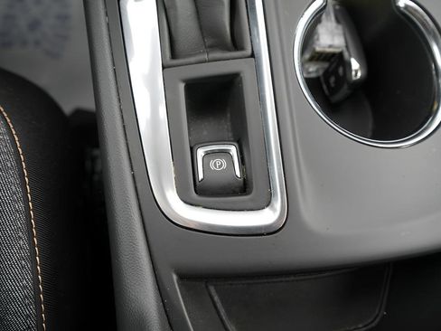 Used 2024 Chevrolet Equinox LT w/ LPO, Floor Liner Package AWD/4WD image 33