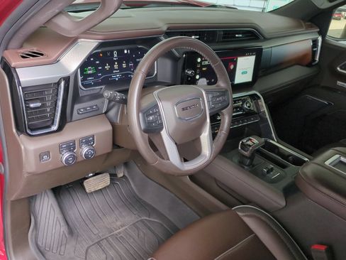 Used 2022 GMC Sierra 1500 Denali w/ Denali Reserve Package AWD/4WD image 10