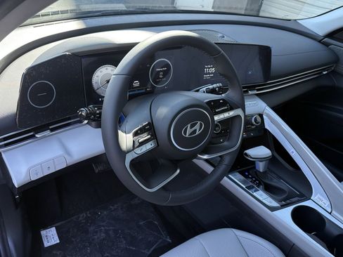 New 2026 Hyundai Elantra Limited image 16