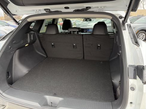 Used 2025 Nissan Murano SL image 12