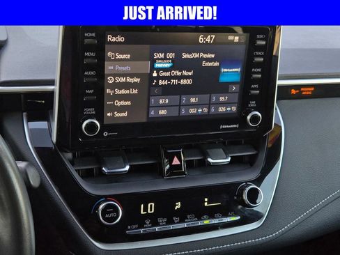 Used 2022 Toyota Corolla SE FWD image 15