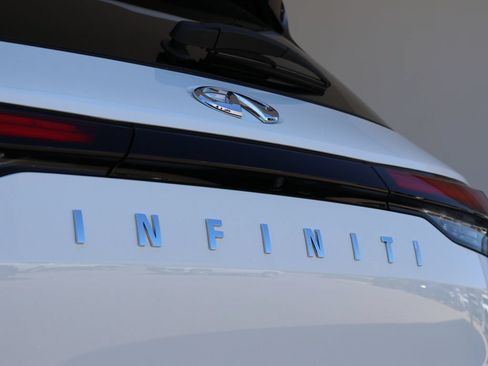 Certified 2025 INFINITI QX60 Pure w/ Cargo Package AWD/4WD image 38