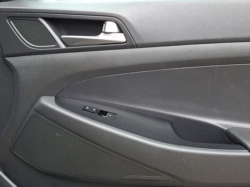 Used 2016 Hyundai Tucson Limited w/ Option Group 03 image 10