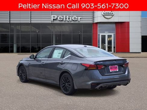 New 2026 Nissan Altima 2.5 SV w/ SV Special Edition Package FWD image 3