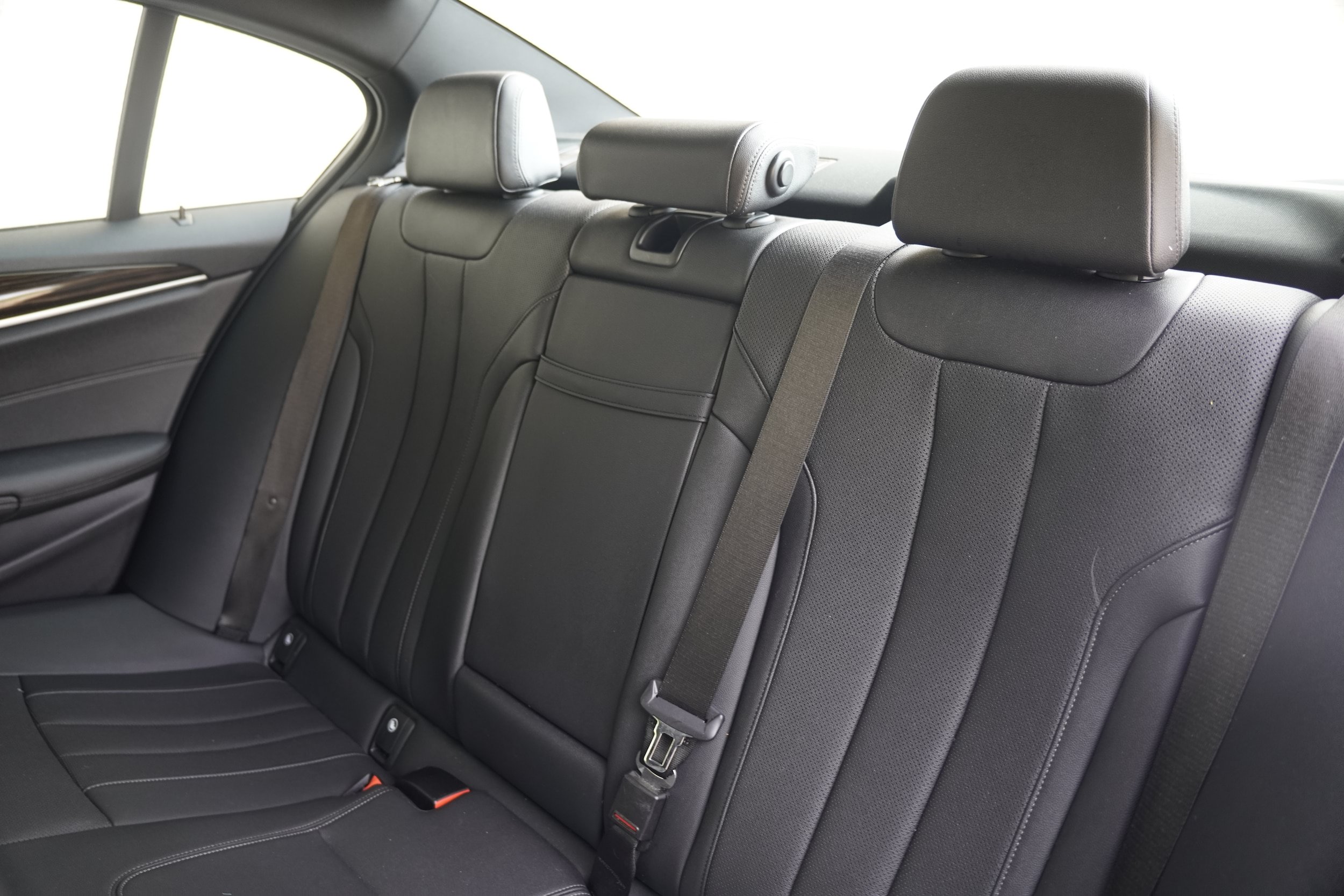 Used 2021 BMW 530i w/ M Sport Package RWD image 29