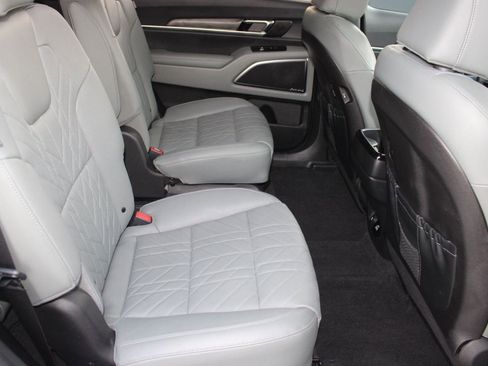 Used 2023 Kia Telluride SX Prestige X-Pro image 35