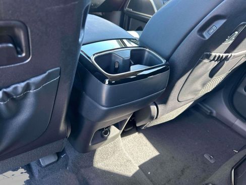 New 2025 Kia Telluride EX w/ EX Captain's Chair Package image 18