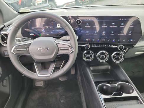 New 2026 Chevrolet Blazer EV LT image 4