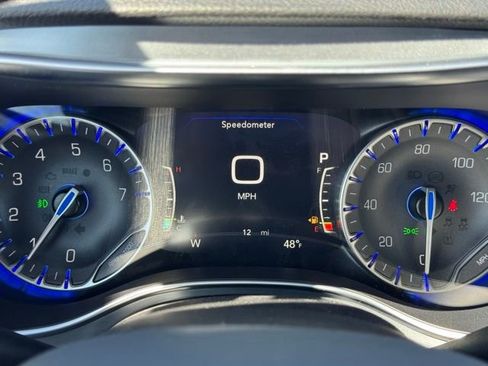 New 2026 Chrysler Pacifica Limited w/ S Appearance Package AWD/4WD image 28