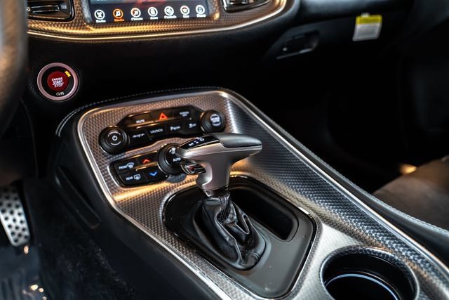 Used 2017 Dodge Challenger SRT Hellcat RWD image 32