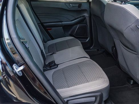 Used 2022 Ford Escape SE image 14