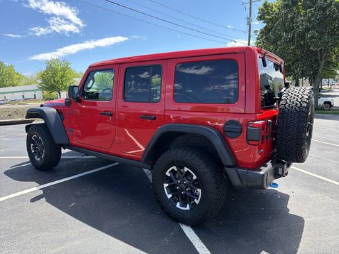 Certified 2025 Jeep Wrangler Unlimited Rubicon 4xe w/ Safety Group AWD/4WD image 5