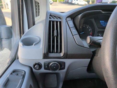 Used 2019 Ford Transit 150 130 Low Roof RWD image 18