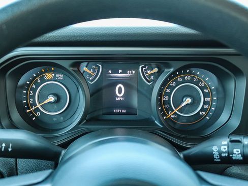 Used 2026 Jeep Wrangler Sport AWD/4WD image 29