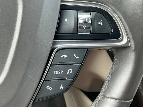 Used 2020 Lincoln Nautilus Reserve w/ Equipment Group 201A AWD/4WD image 30