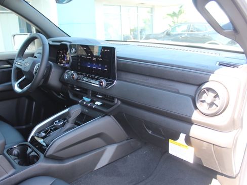 New 2026 Chevrolet Colorado Trail Boss AWD/4WD image 14
