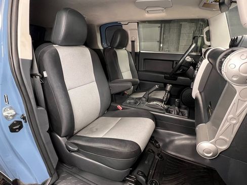 Used 2014 Toyota FJ Cruiser Trail Teams image 4