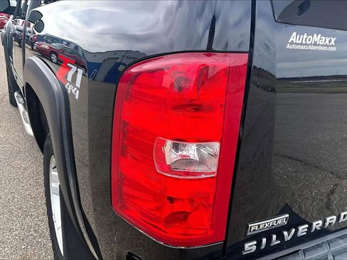 Used 2009 Chevrolet Silverado 1500 LT w/ Power Pack Plus AWD/4WD image 29