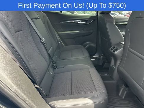 Used 2023 Buick Envision Preferred FWD image 17