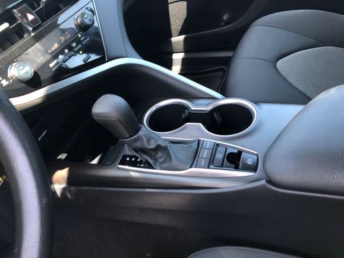 Used 2022 Toyota Camry LE AWD/4WD image 20