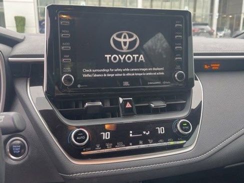 Used 2019 Toyota Corolla XSE image 11