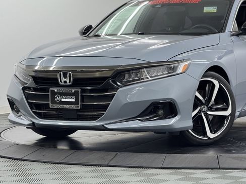 Used 2021 Honda Accord Sport image 3
