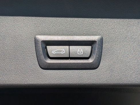 Used 2025 BMW X3 xDrive30i w/ Convenience Package image 14