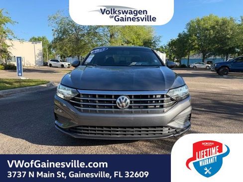 Used 2019 Volkswagen Jetta S image 2