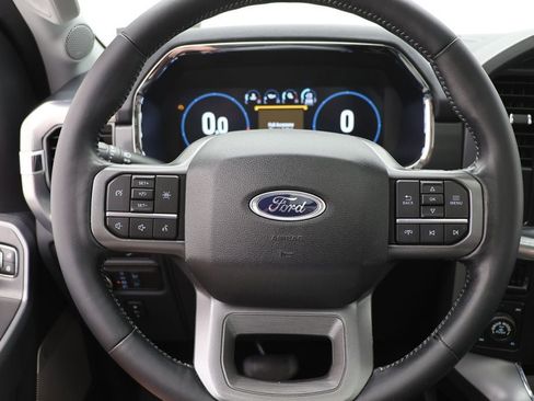 Used 2022 Ford F150 Lariat w/ Equipment Group 501A Mid image 22