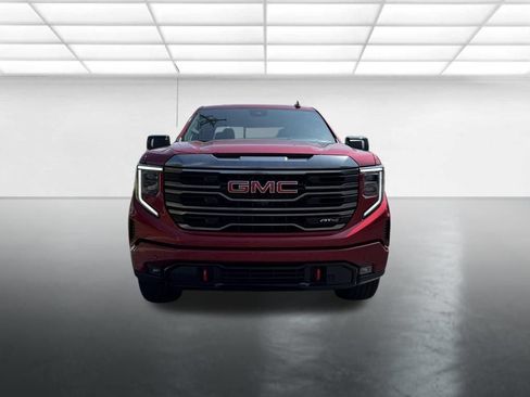 Used 2024 GMC Sierra 1500 AT4 w/ Technology Package AWD/4WD image 11