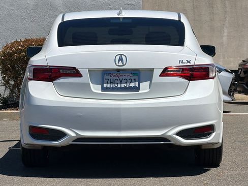 Used 2016 Acura ILX FWD image 8