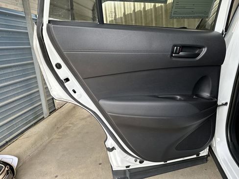 Used 2022 Toyota Corolla Cross LE image 27