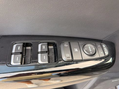 Used 2020 Kia Sportage EX w/ EX Technology Package FWD image 26