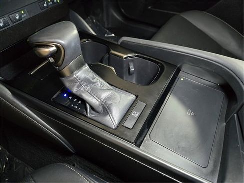 Certified 2023 Lexus ES 350 w/ Premium Package image 32