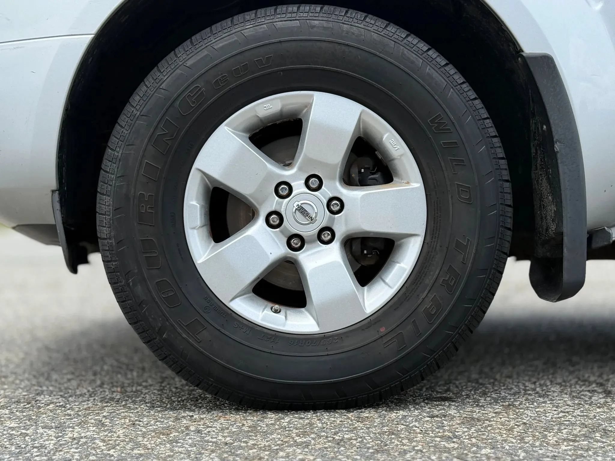 Used 2012 Nissan Frontier SV AWD/4WD image 29