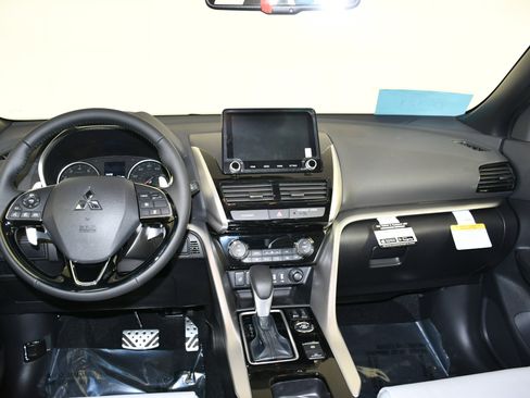 New 2026 Mitsubishi Eclipse Cross SEL AWD/4WD image 11