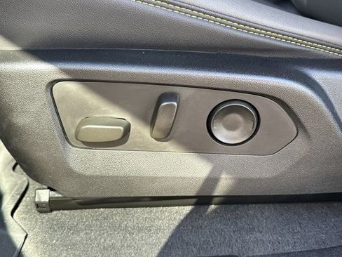 Used 2024 Chevrolet Colorado ZR2 w/ ZR2 Convenience Package III image 28