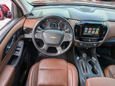 Used 2019 Chevrolet Traverse High Country AWD/4WD image 18
