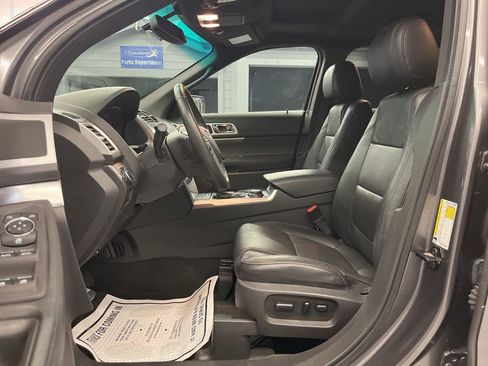 Used 2011 Ford Explorer XLT w/ 202A Rapid Spec Order Code image 11