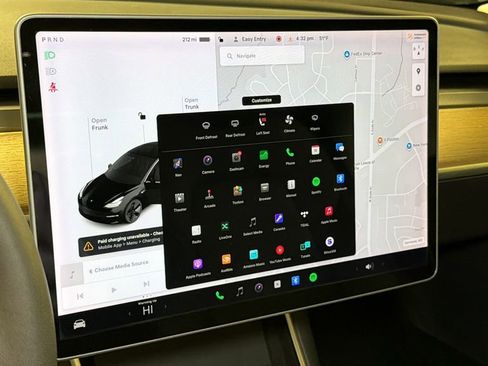 Used 2020 Tesla Model 3 Standard Range image 26