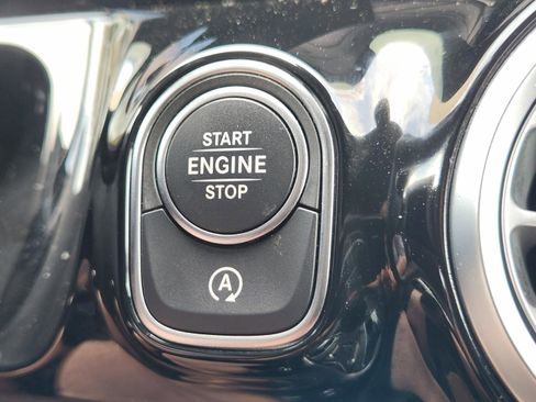 Certified 2025 Mercedes-Benz GLA 250 4MATIC image 14