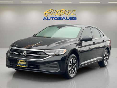 Used 2023 Volkswagen Jetta S image 8