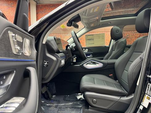 New 2026 Mercedes-Benz GLS 450 4MATIC image 21
