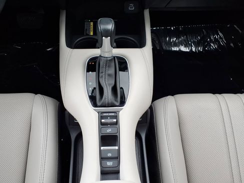 Used 2025 Honda HR-V EX-L image 26