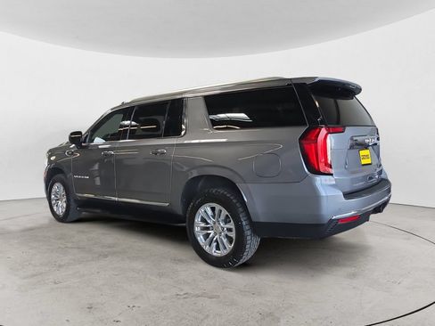 Used 2021 GMC Yukon XL SLT AWD/4WD image 7
