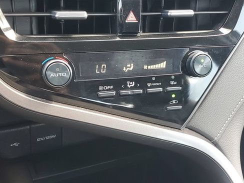 Used 2024 Toyota Camry SE FWD image 24