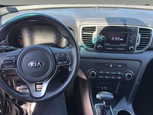 Used 2017 Kia Sportage LX AWD/4WD image 22