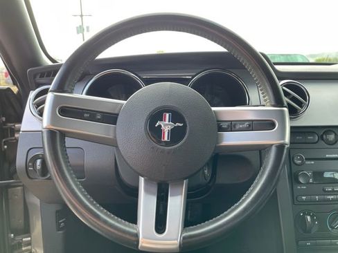 Used 2005 Ford Mustang GT RWD image 13