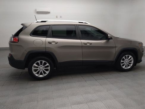 Used 2020 Jeep Cherokee Latitude FWD image 10